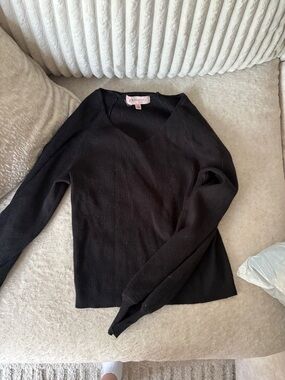 Philosophy Black Ribbed V-Neck Long Sleeve Top with Pink Label